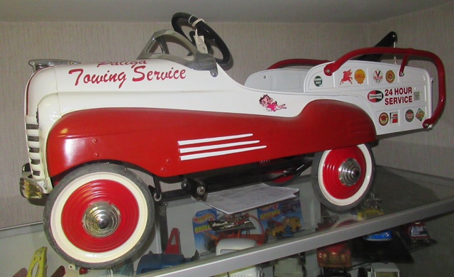 Rowley Auctions Edward Duane Hertzs Toy and Collectibles Auction